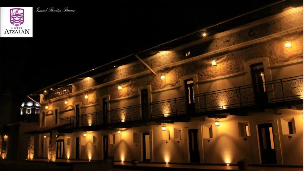 Hotel Atzalan hotel hero
