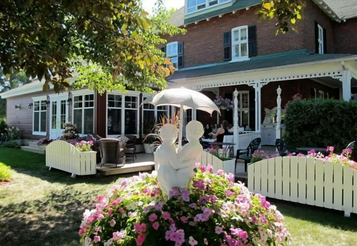 Manoir Becancourt Hotel hotel hero