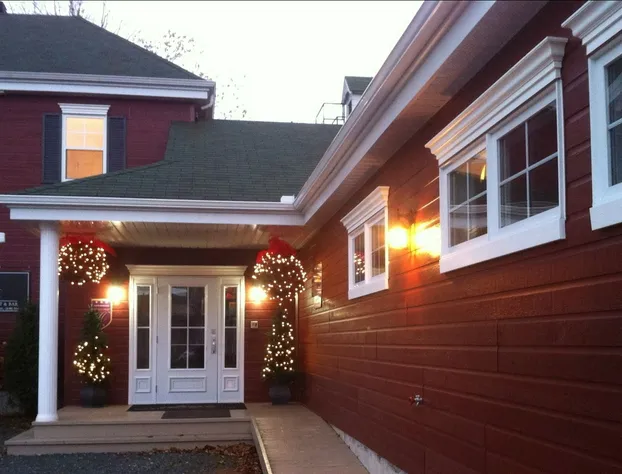 Manoir Becancourt Hotel hotel detail image 1