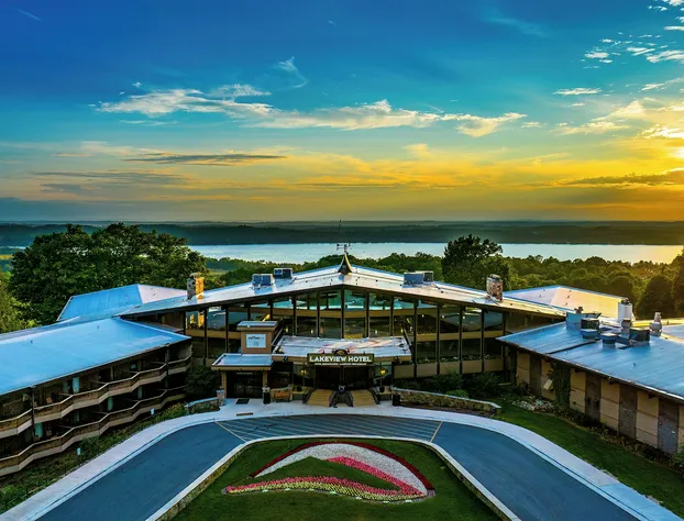 The Lakeview Hotel, Shanty Creek Resort hotel detail image 1