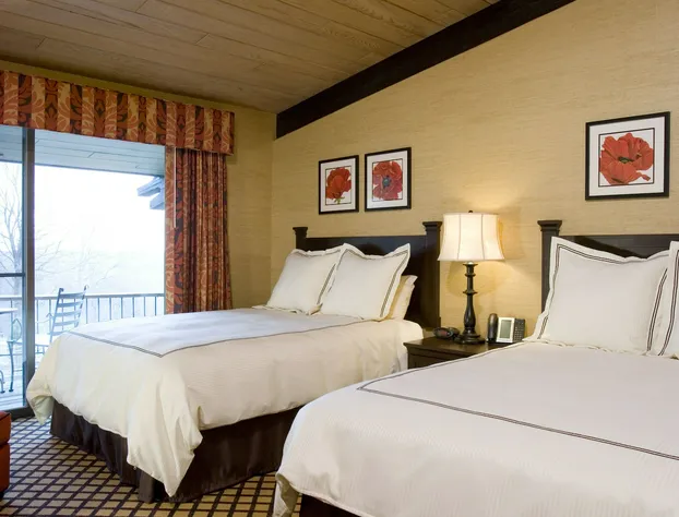 The Lakeview Hotel, Shanty Creek Resort hotel detail image 4