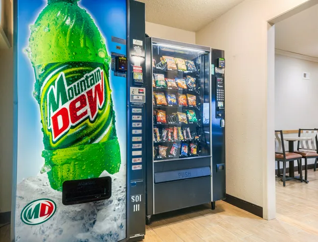 Econo Lodge Sioux Falls Empire Mall hotel detail image 1