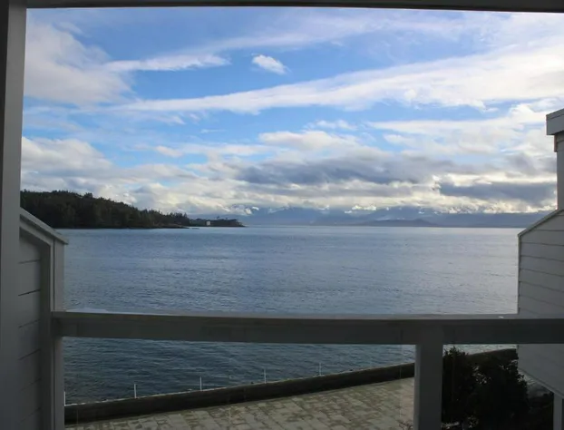 Sooke Harbour House hotel detail image 3