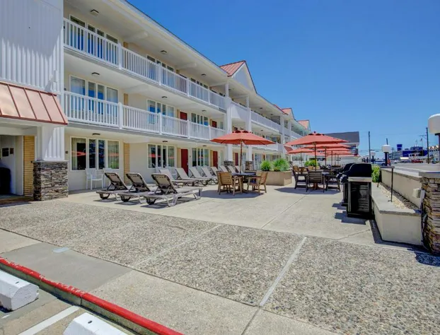 Desert Sand Resort hotel detail image 4