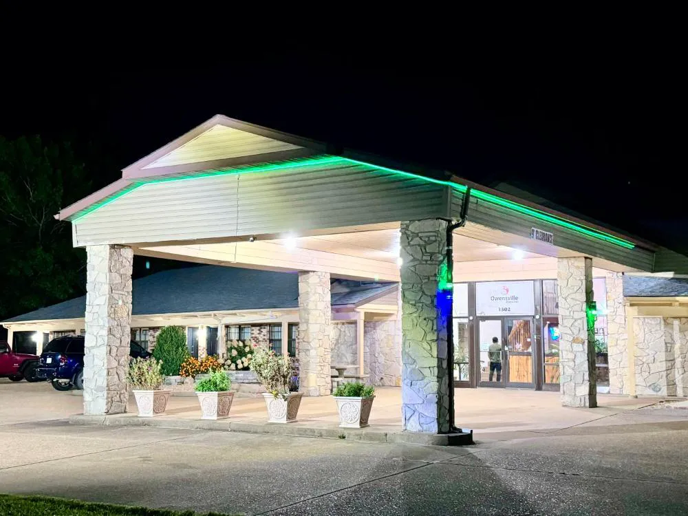 Owensville Motor Inn hotel hero