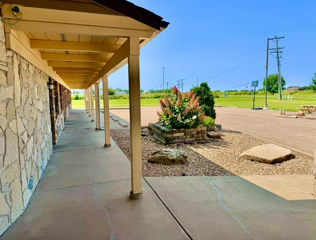 Owensville Motor Inn hotel detail image 3