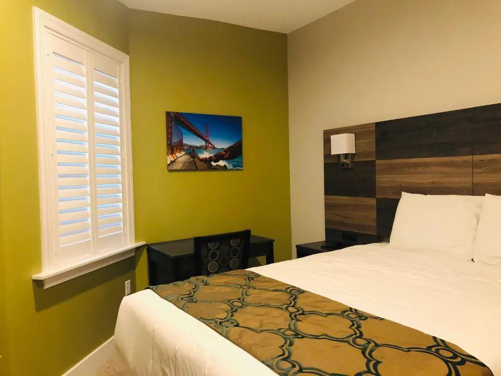 Bay Hotel hotel hero