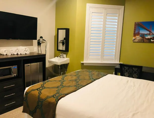 Bay Hotel hotel detail image 4