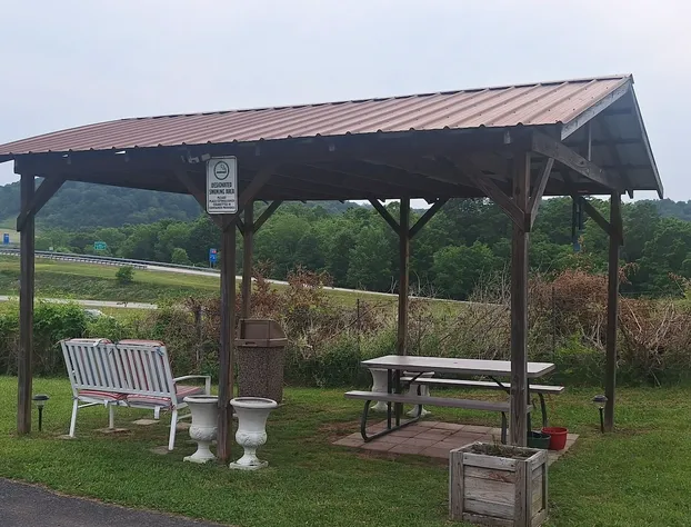 Dawson Inn hotel detail image 4