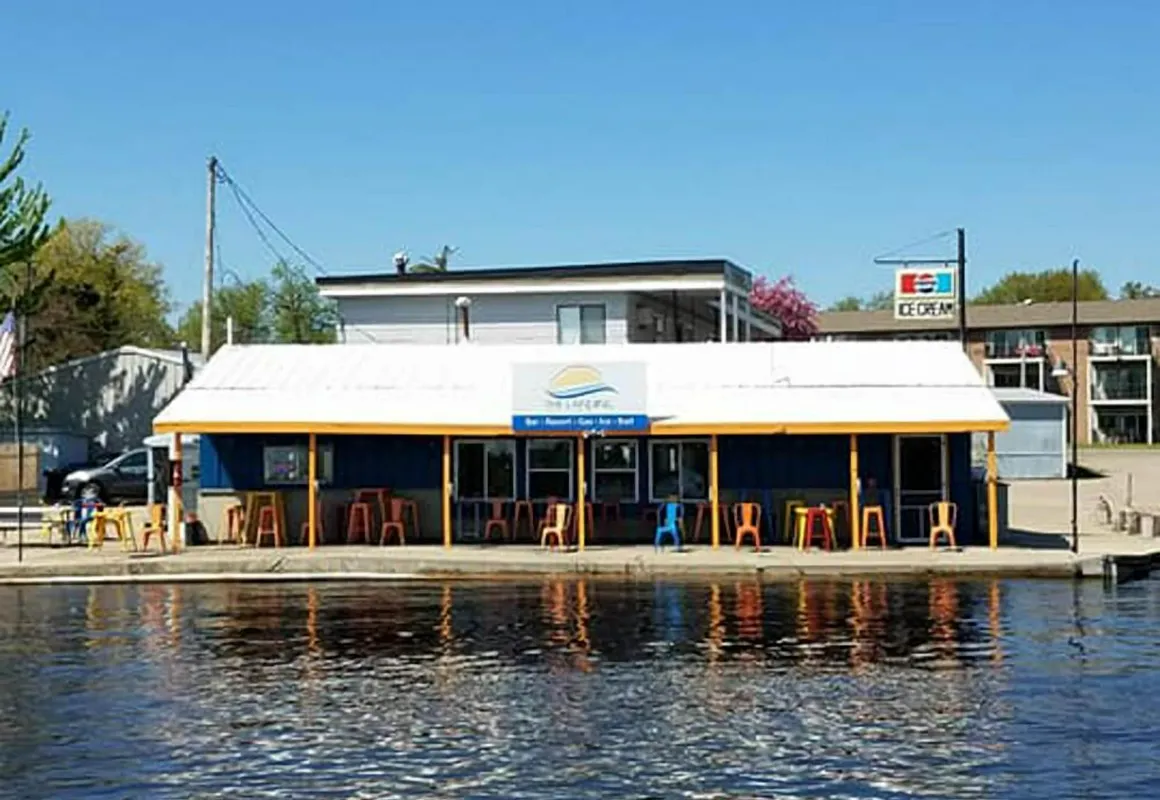 The Landing on the Wolf hotel hero