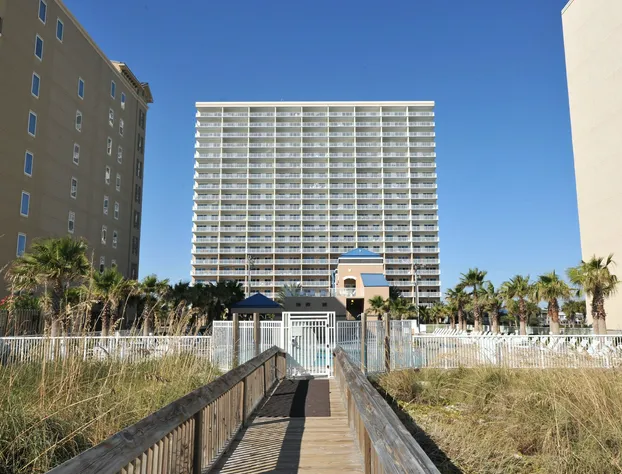 Crystal Tower Condominiums by Wyndham Vacation Rentals hotel detail image 1