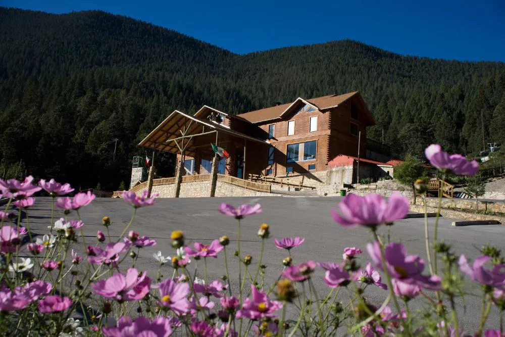 Bosques De Monterreal hotel hero