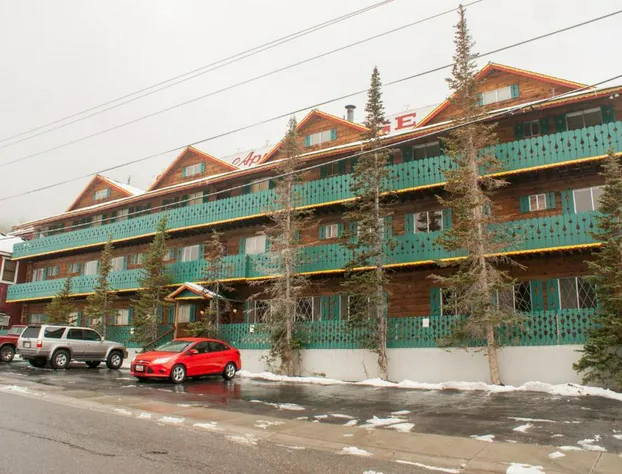Chateau Apres Lodge hotel detail image 4