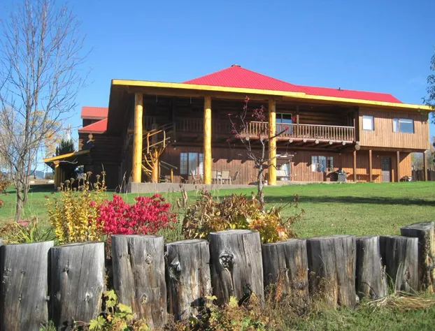 Smithers Driftwood Lodge hotel detail image 2