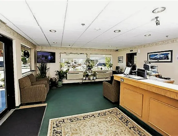 Village Inn & Suites hotel detail image 4