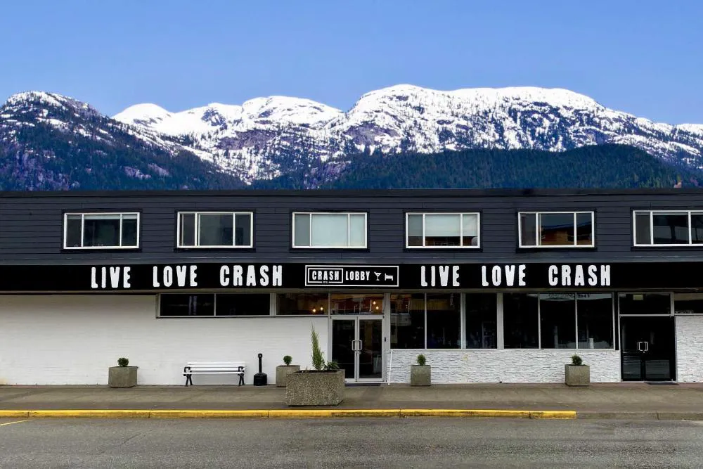 Crash Hotel Squamish hotel hero