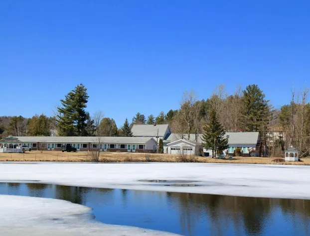 Sara Placid Inn & Suites hotel detail image 3