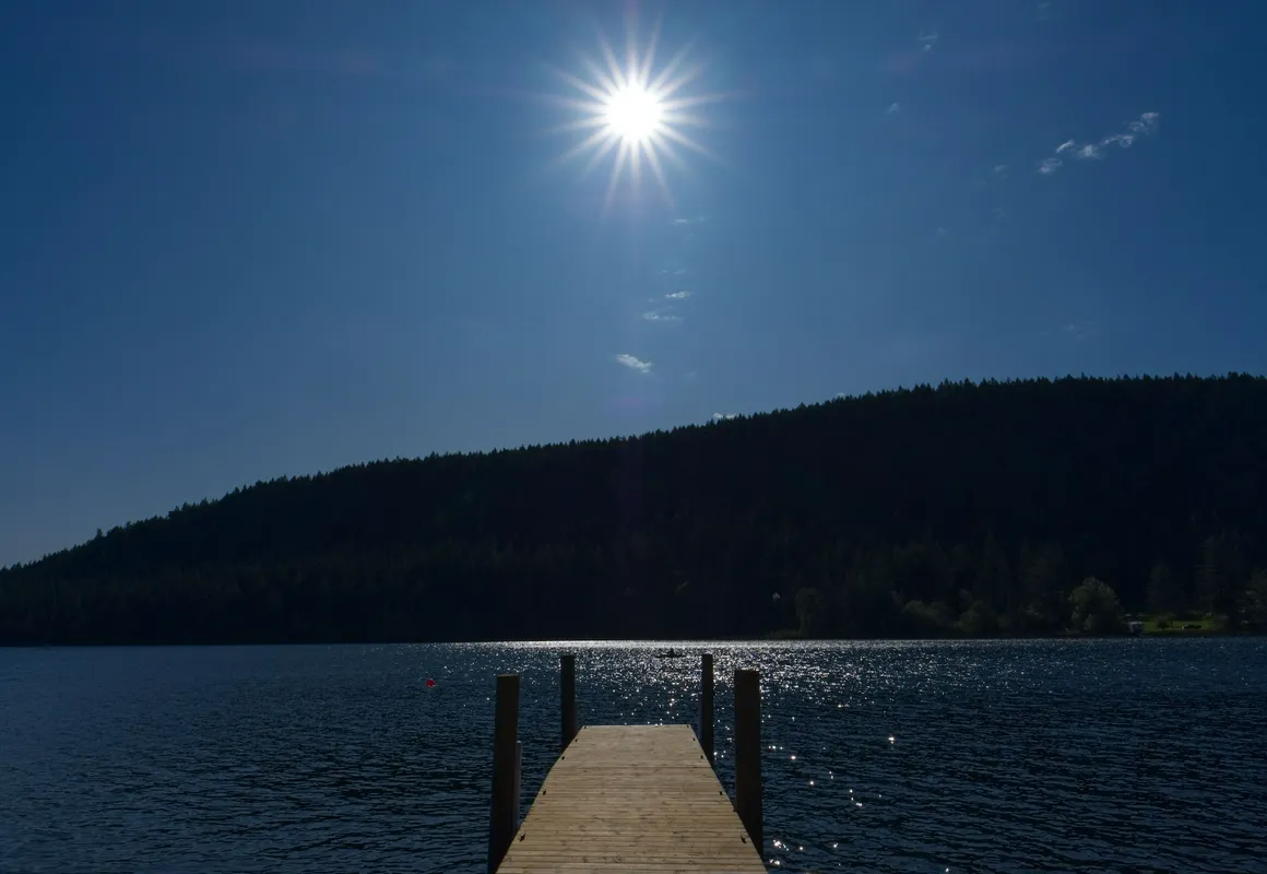 Green Acres Lakeside Resort Salt Spring Island hotel hero