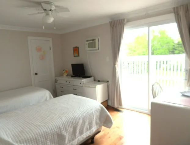 Cavendish Breeze Inn hotel detail image 3