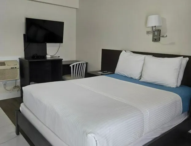 Leelas Villa Inn Flesherton hotel detail image 4