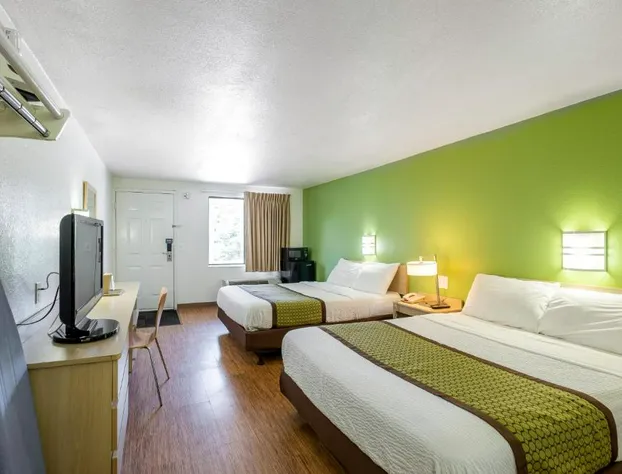 American Inn hotel detail image 4