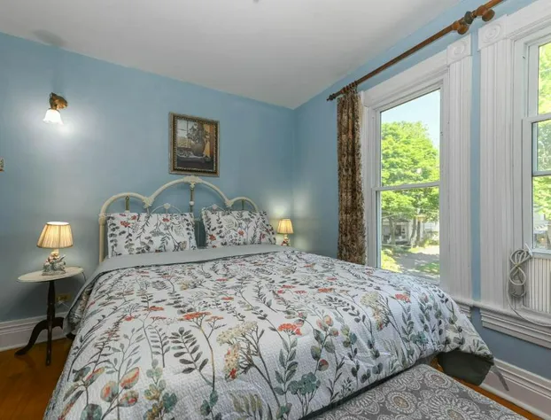 Niagara Inn Bed & Breakfast hotel detail image 4