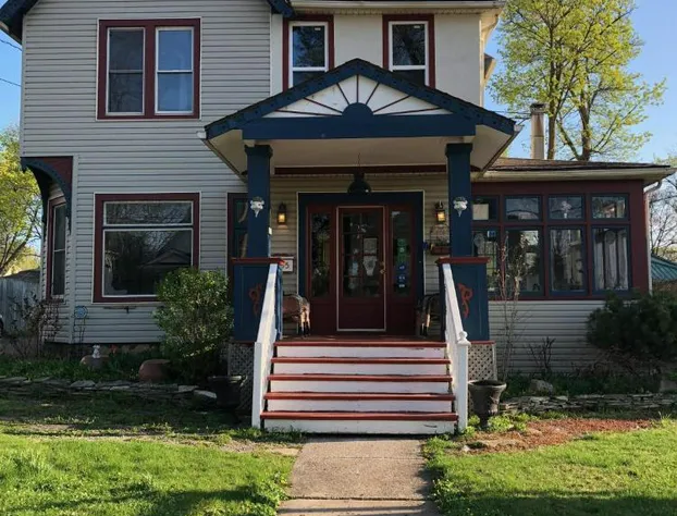 Blue Gables Bed and Breakfast hotel detail image 2