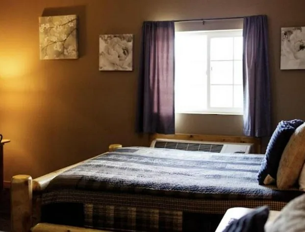 Big Horse Inn and Suites hotel detail image 4