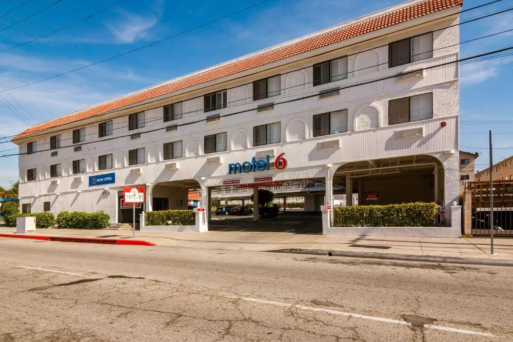 Motel 6 Monterey Park, CA hotel hero