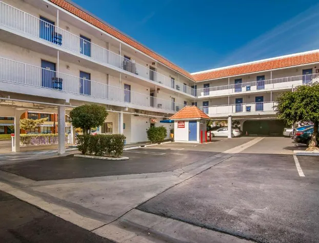 Motel 6 Monterey Park, CA hotel detail image 2