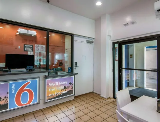 Motel 6 Monterey Park, CA hotel detail image 3