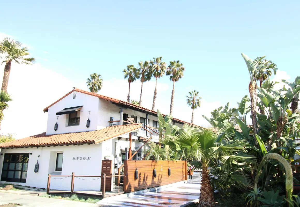 Haley Hotel hotel hero