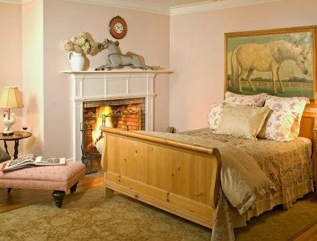 Rock Hall Luxe Lodging hotel detail image 3