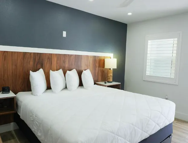 Ivory Sands Beach Suites hotel detail image 4