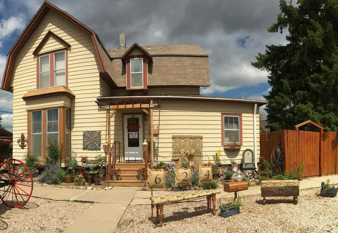 Amie St.Jéan Bed and Breakfast hotel hero