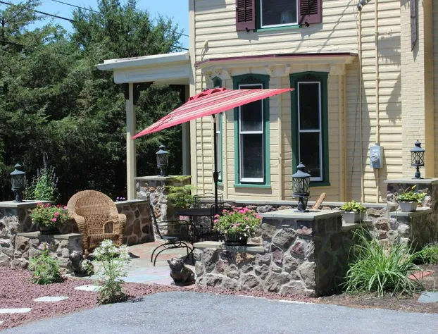 Carriage Stop Bed & Breakfast hotel detail image 1