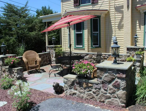 Carriage Stop Bed & Breakfast hotel detail image 3