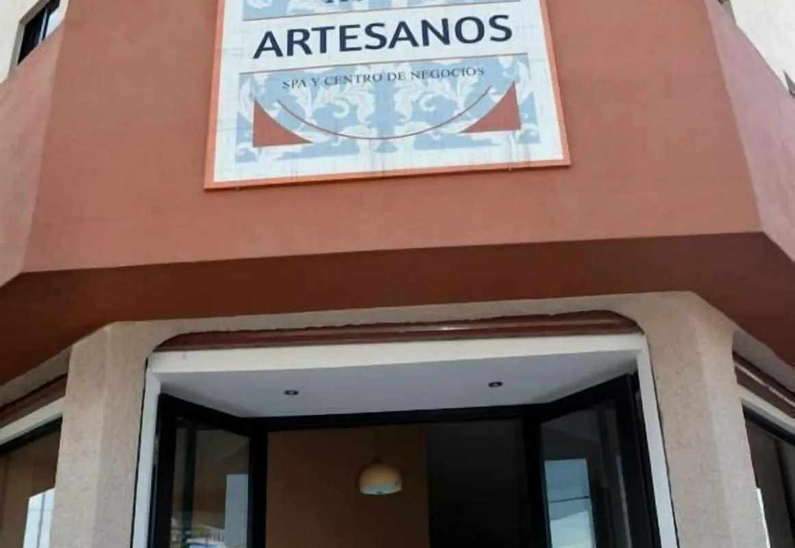 Artesanos hotel hero