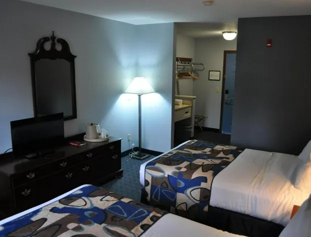 Grand Islander Hotel hotel detail image 3