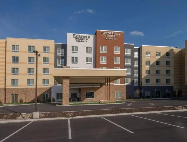 Fairfield Inn & Suites by Marriott Altoona hotel detail image 1