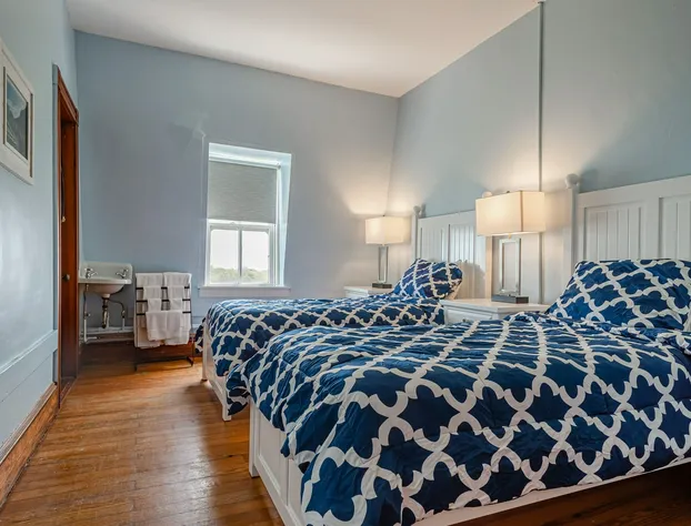 Narragansett Inn hotel detail image 3