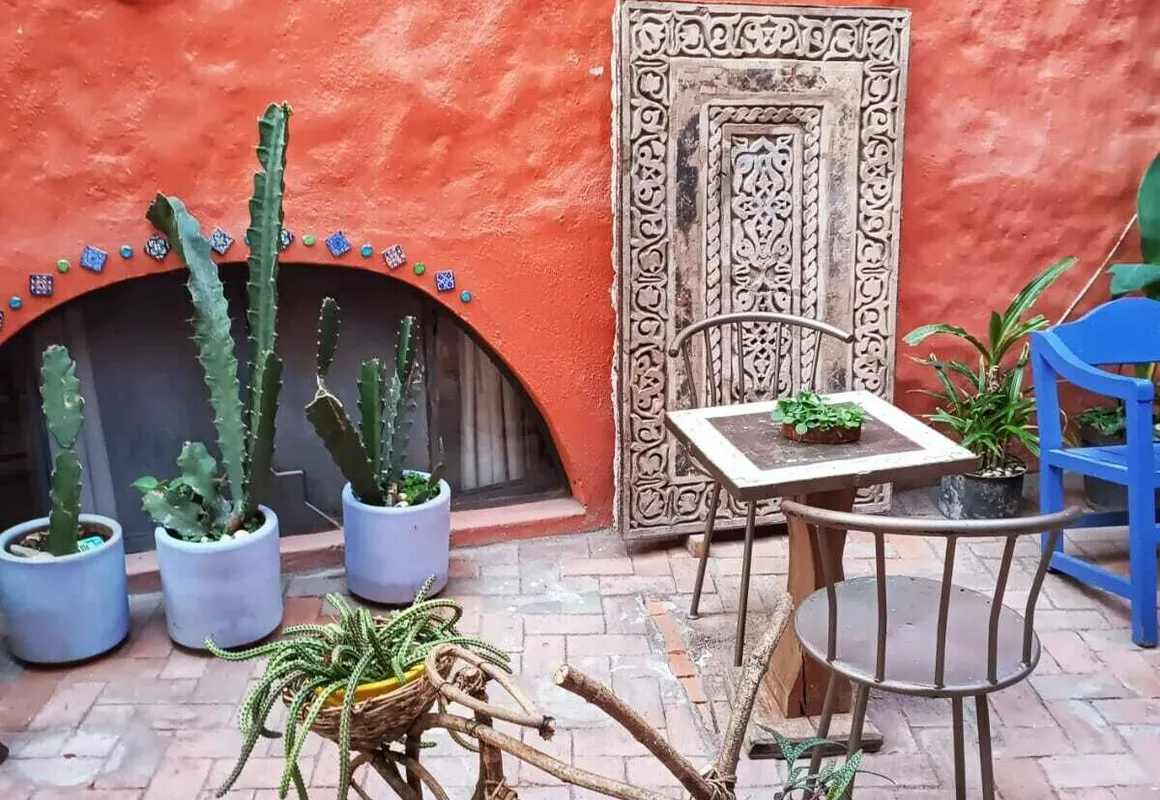 Riad Lola hotel hero