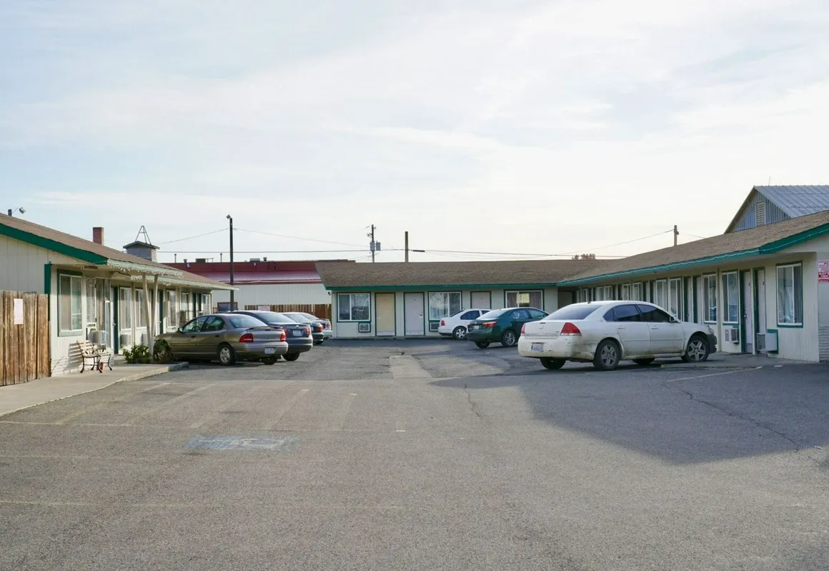 Townhouse Motel hotel hero