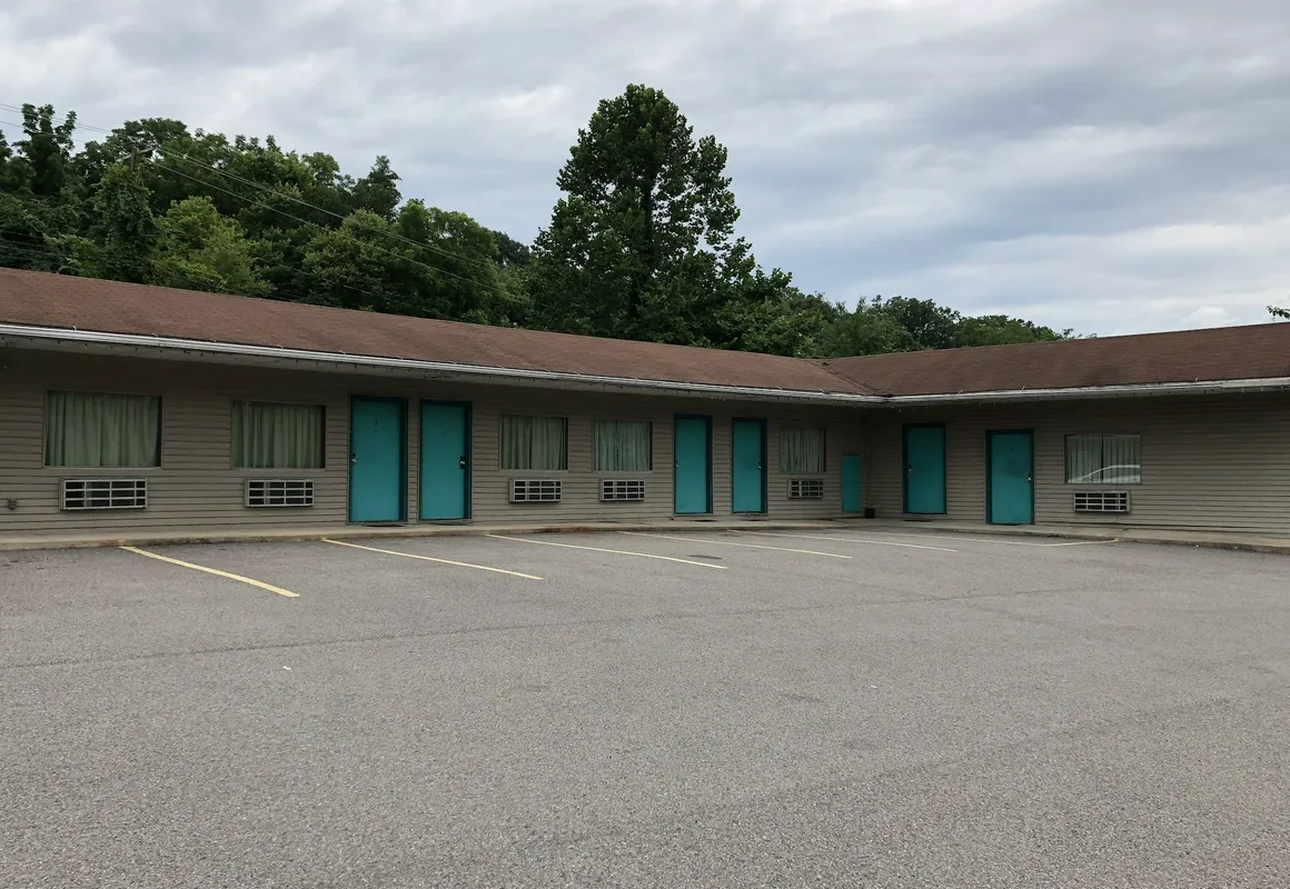 Red Maple Inn hotel hero