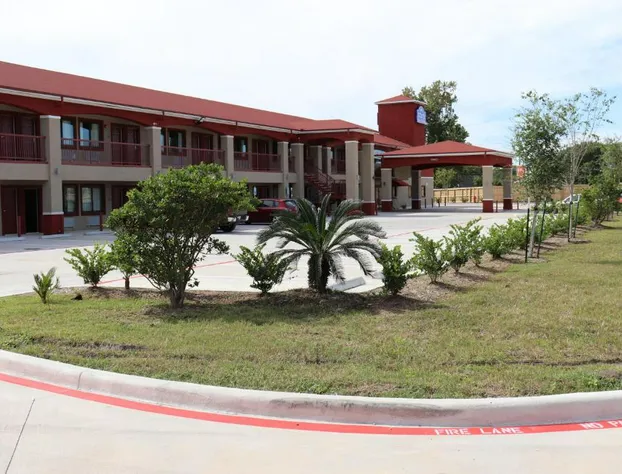 Atlantis Inn and Suites hotel detail image 1