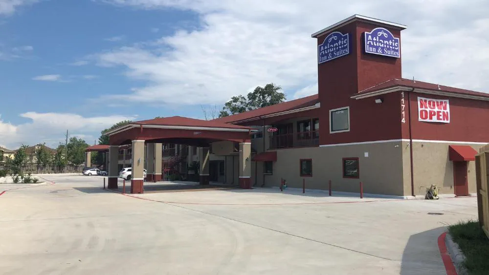 Atlantis Inn and Suites hotel hero