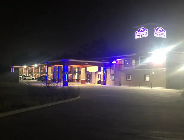 Atlantis Inn and Suites hotel detail image 1