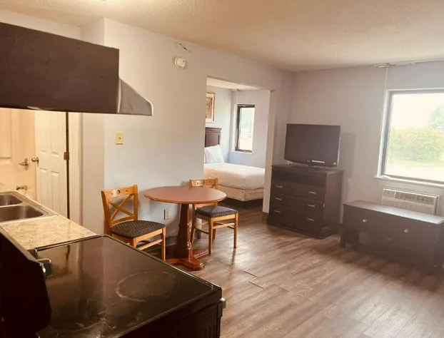 Palace Inn & Suites - Newport News/Jefferson Ave hotel detail image 4