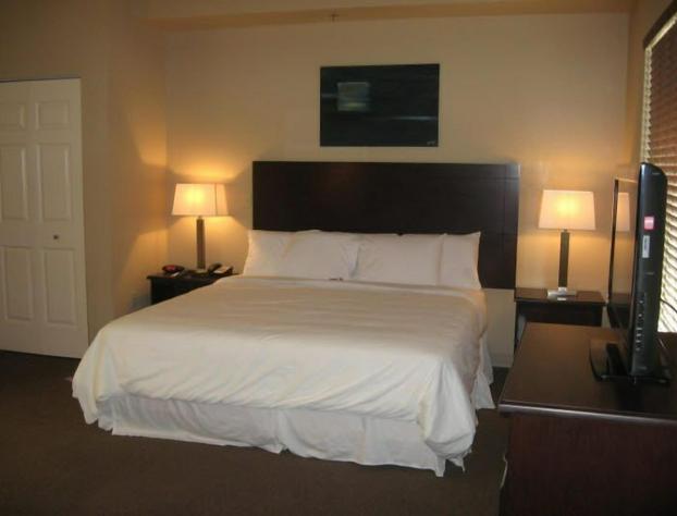 Ambassador Inn & Suites hotel detail image 4