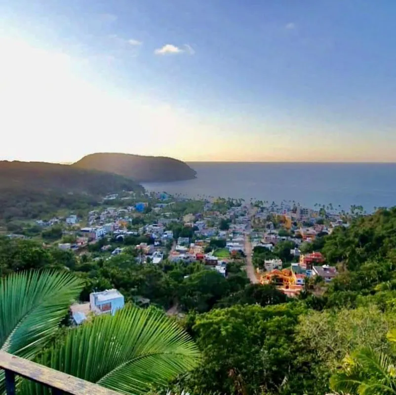 Manglar Pacific hotel hero